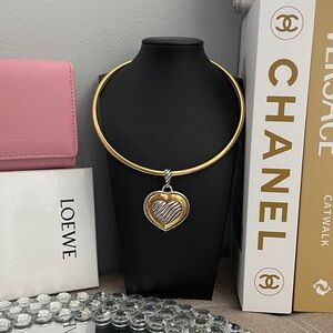 ✨Vintage Gold and Silver Heart Drop Pendant Choker Necklace ✨Preloved